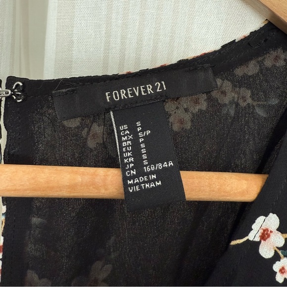 🌈5/$25 BUNDLE! NWOT💎 Forever 21 Long Sleeve Floral Lined Maxi Dress - Picture 3 of 10